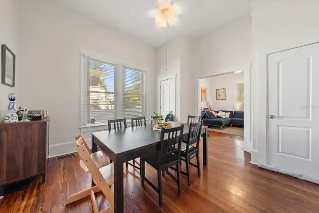 Listing Photo 10