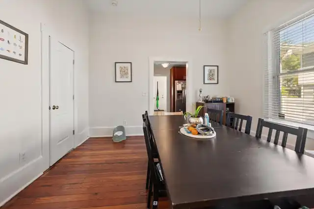 Listing Photo 11
