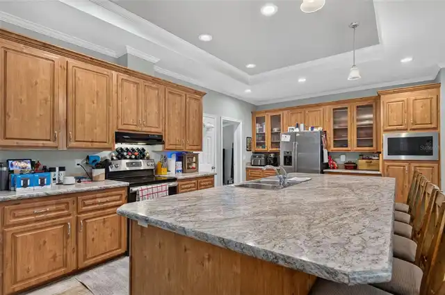 Listing Photo 11