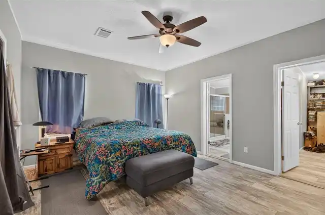 Listing Photo 20