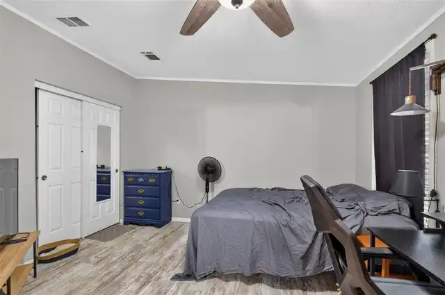 Listing Photo 37