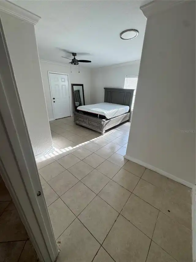 Listing Photo 10