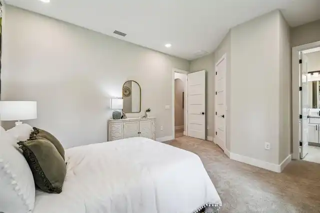 Listing Photo 42