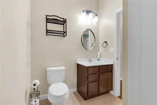 Listing Photo 12