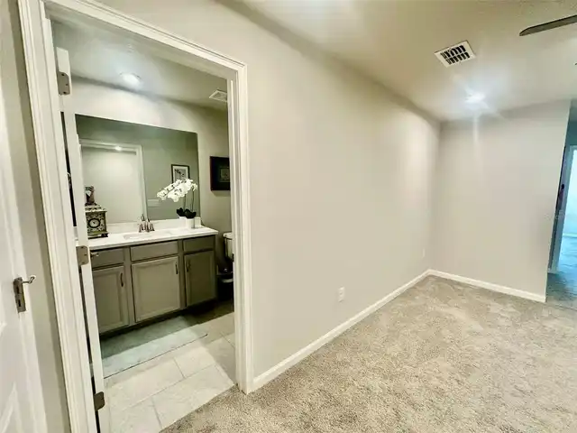 Listing Photo 20