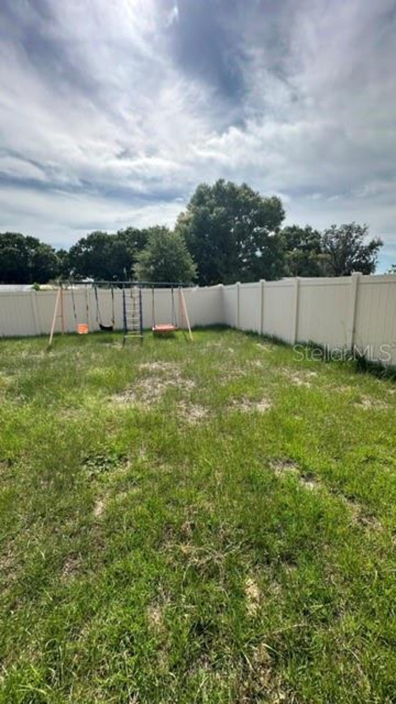 Listing Photo 20