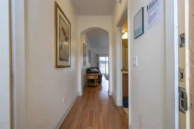 Listing Photo 17