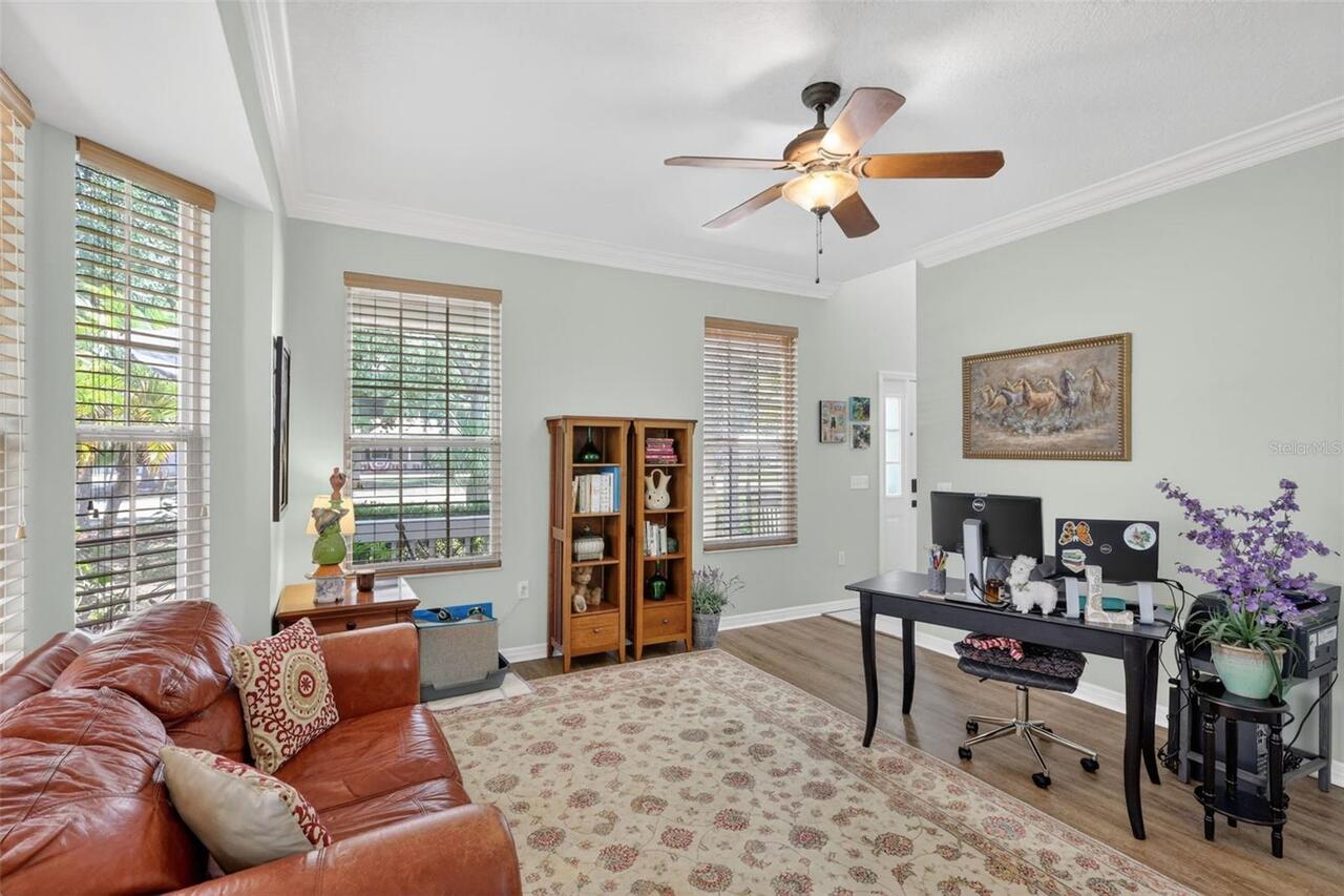 Listing Photo 12
