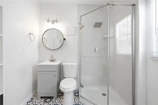 Listing Photo 17