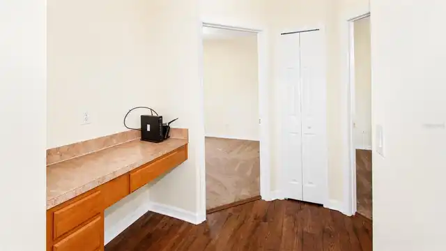 Listing Photo 12