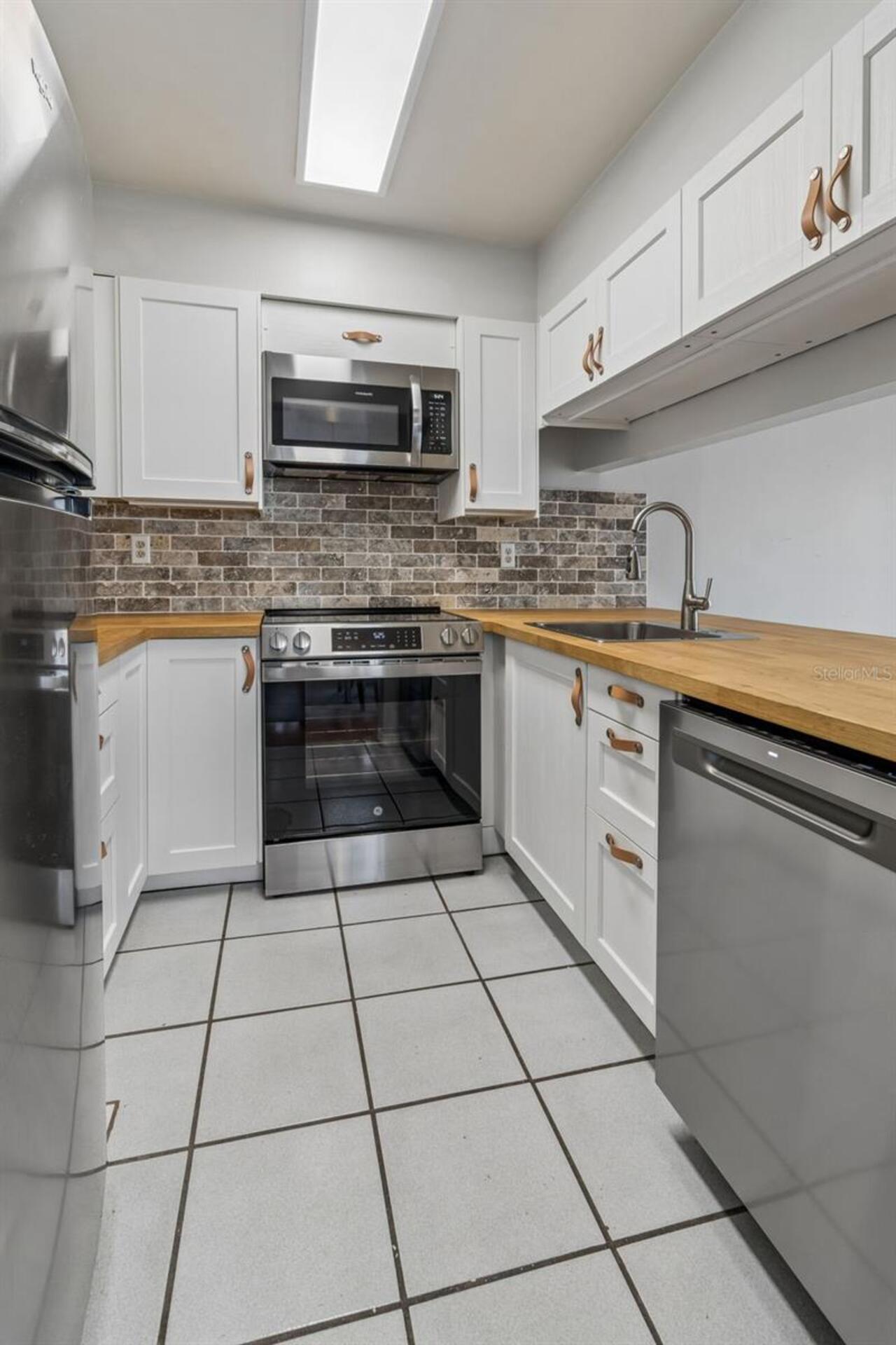Listing Photo 21