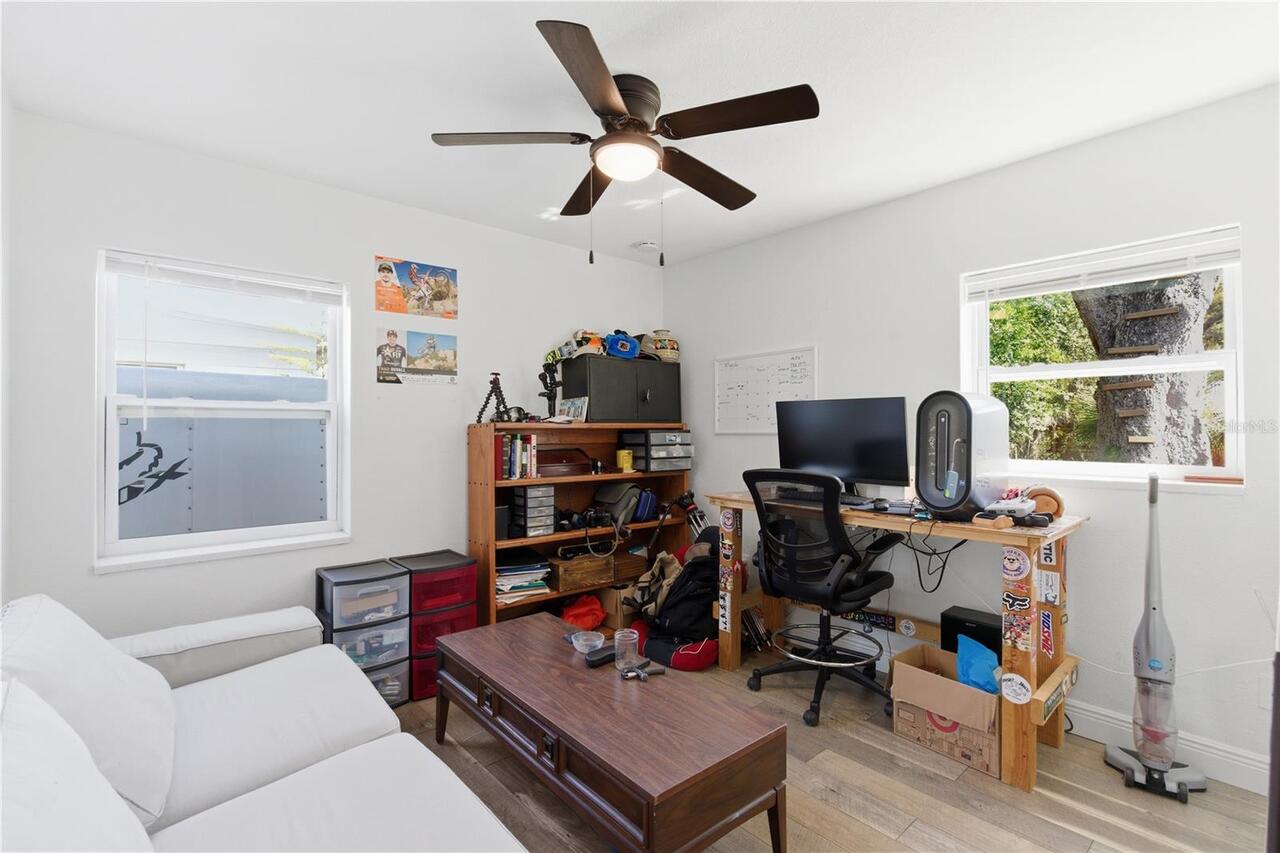 Listing Photo 17