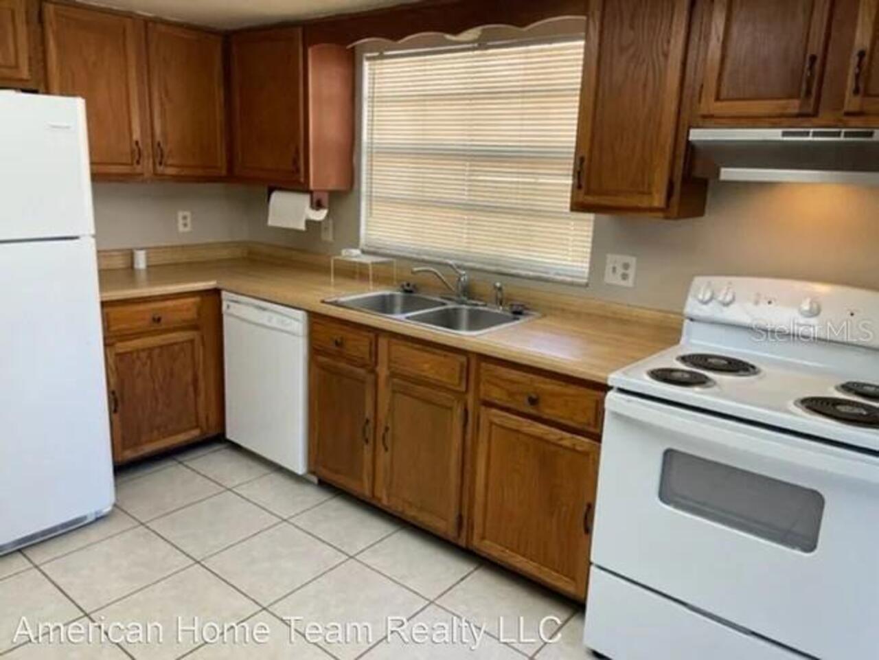 Listing Photo 9