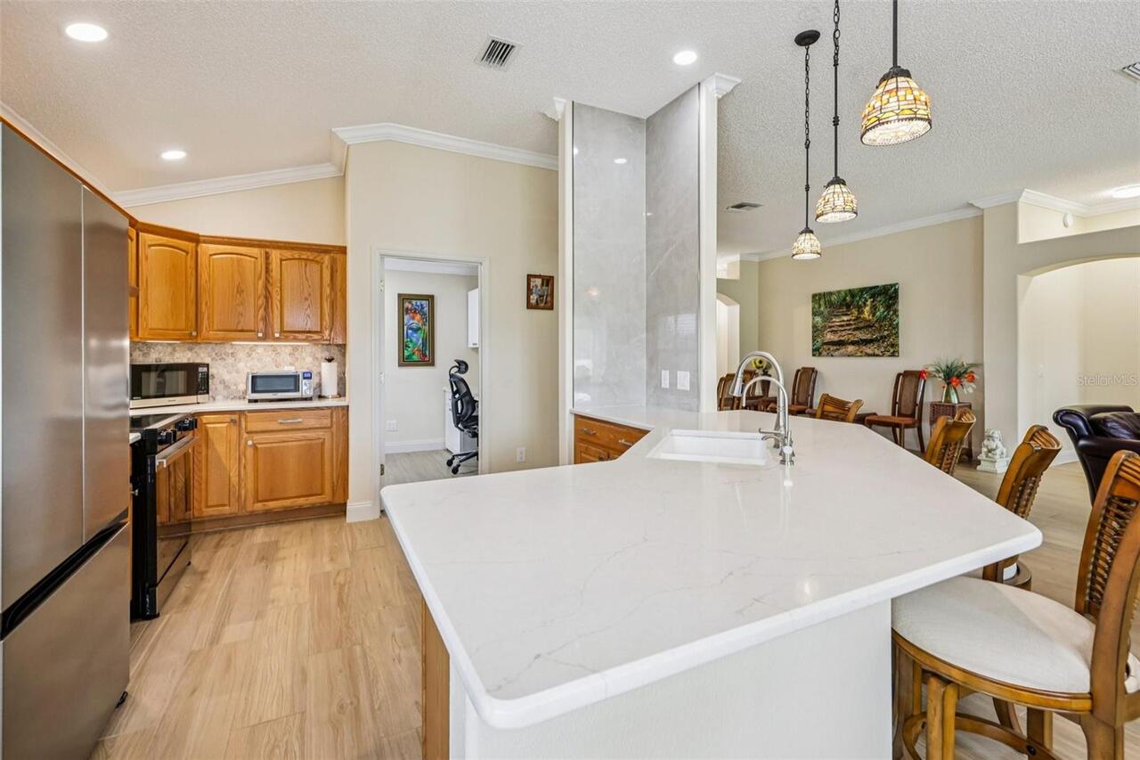 Listing Photo 17