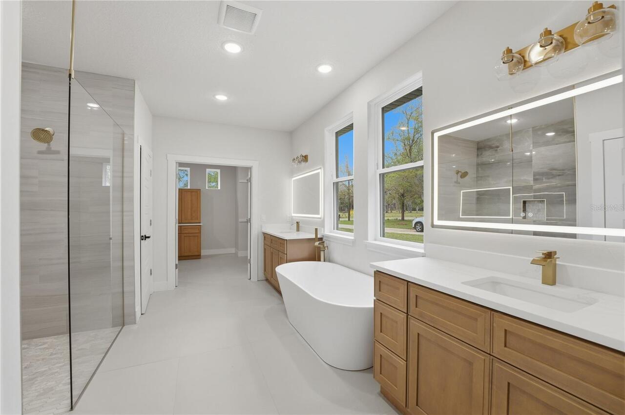 Listing Photo 41