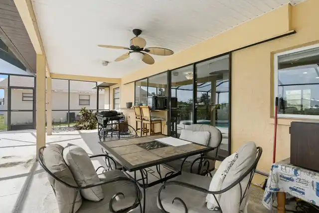 Listing Photo 8