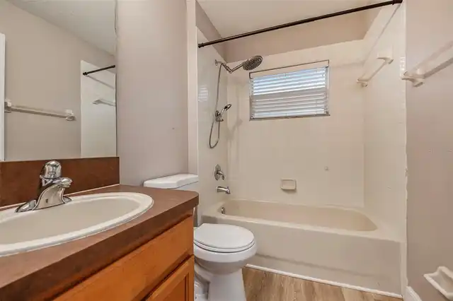 Listing Photo 19