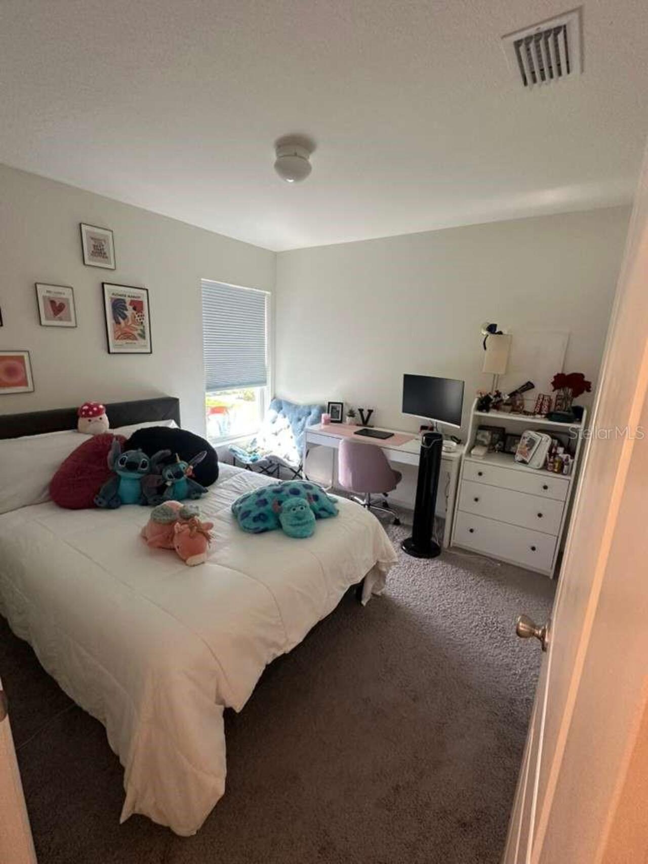 Listing Photo 9