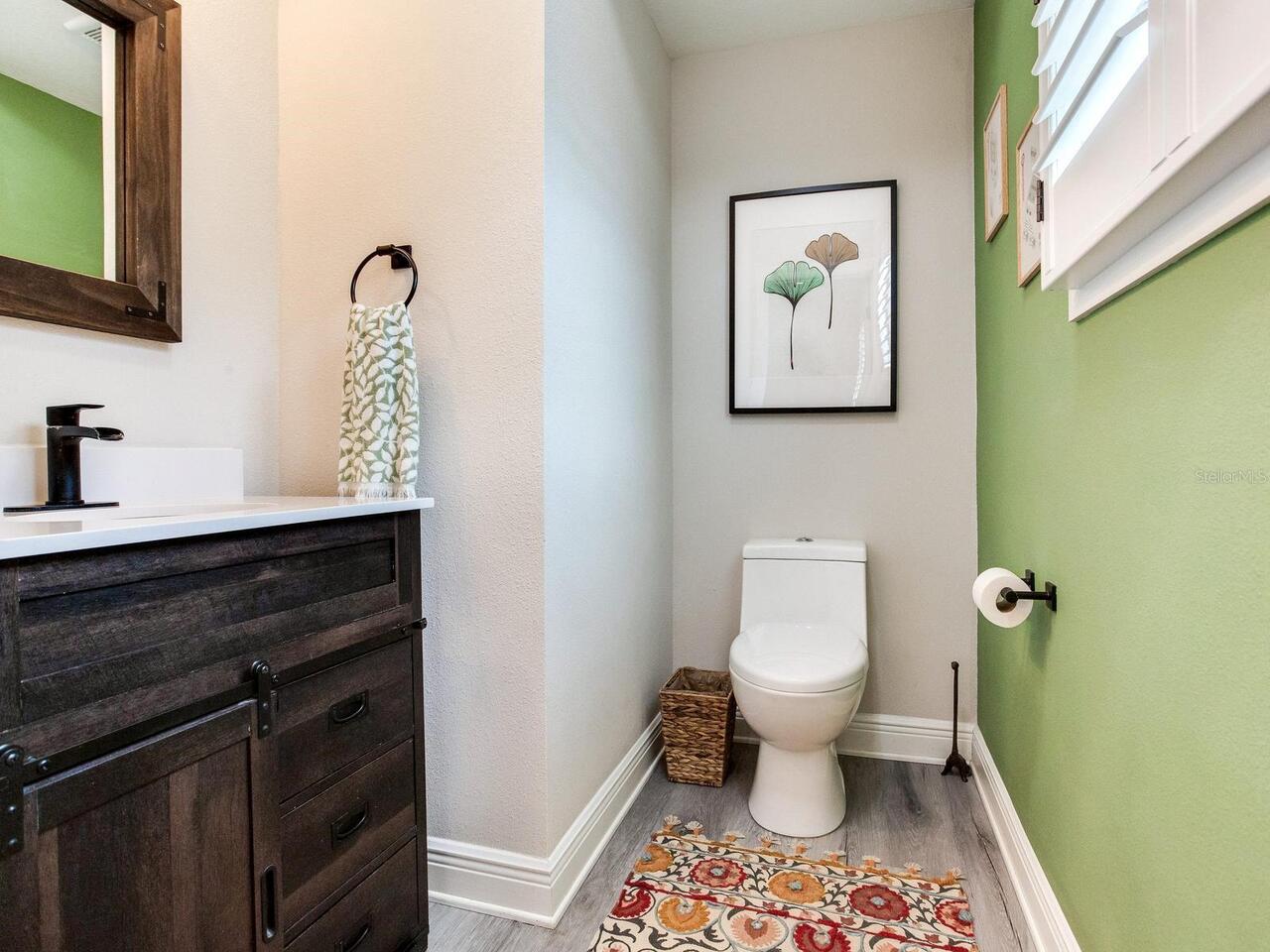 Listing Photo 16