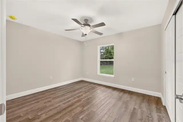 Listing Photo 28