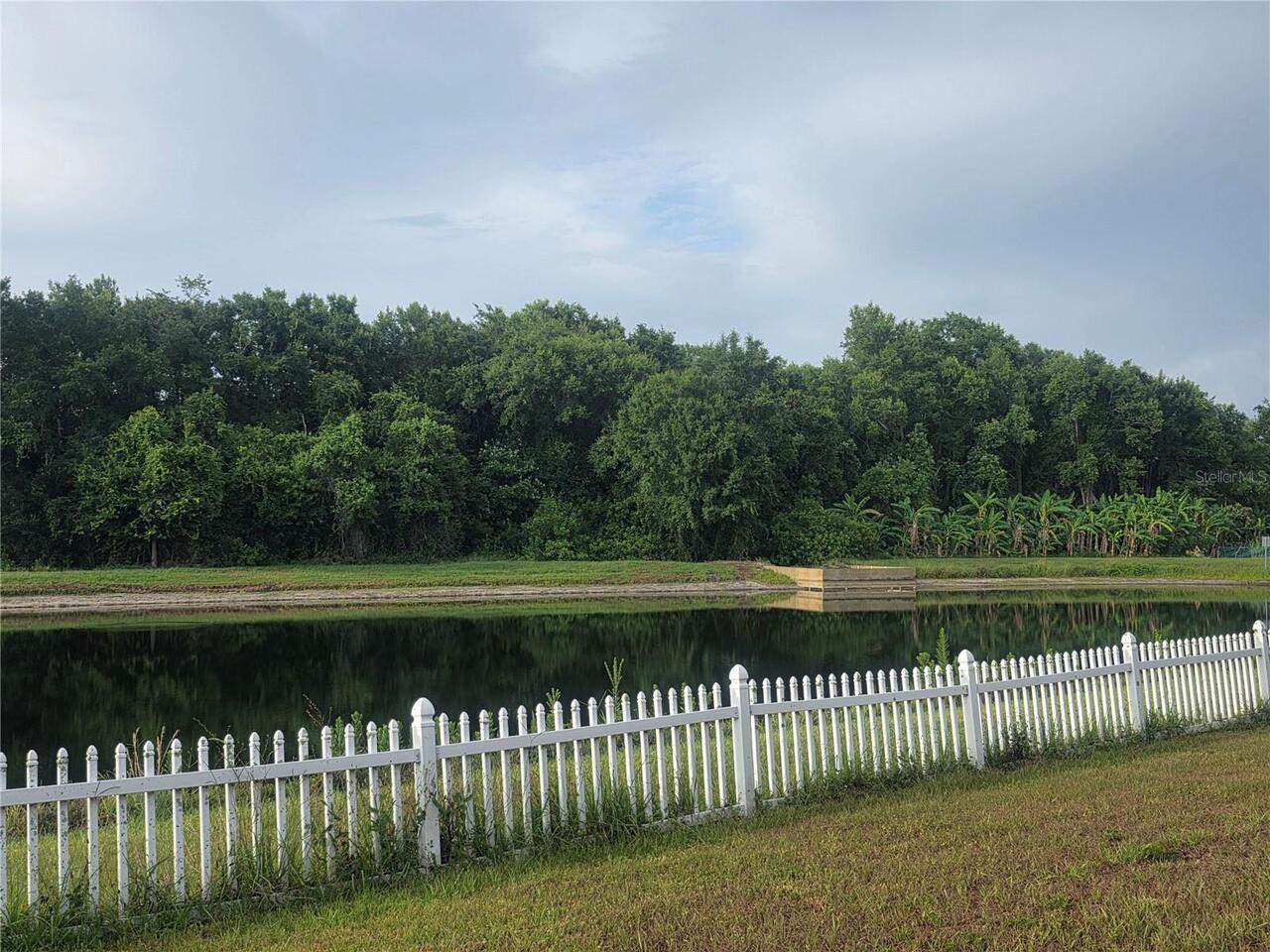 Listing Photo 11