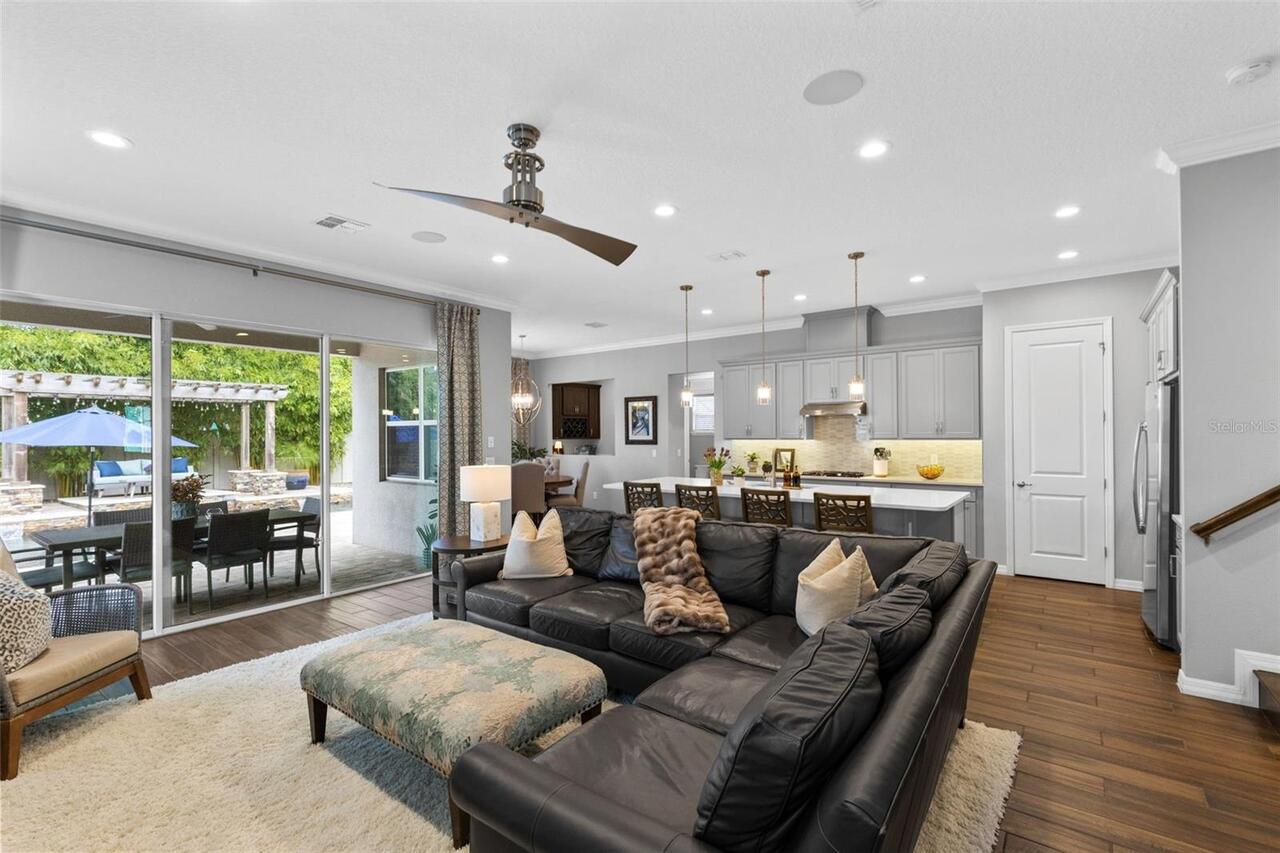 Listing Photo 8