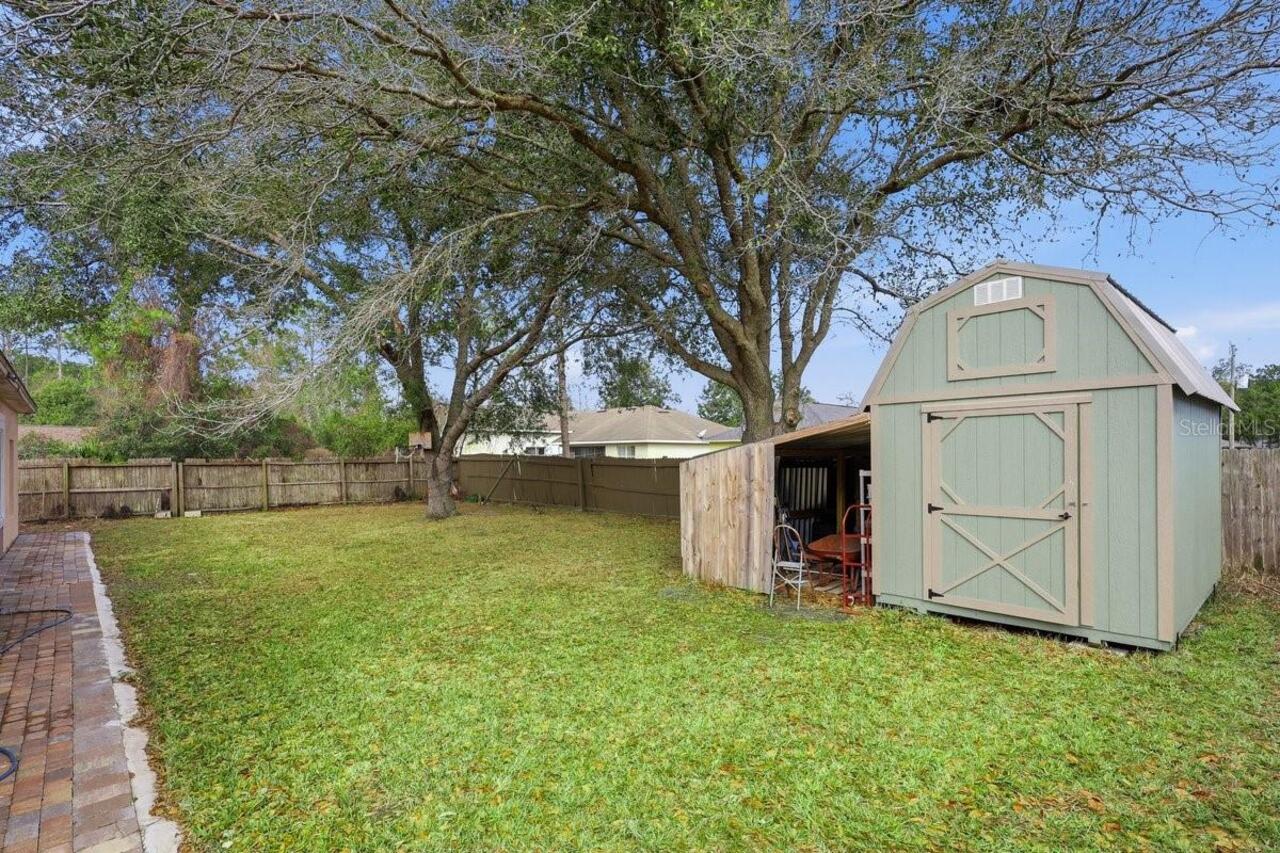 Listing Photo 9