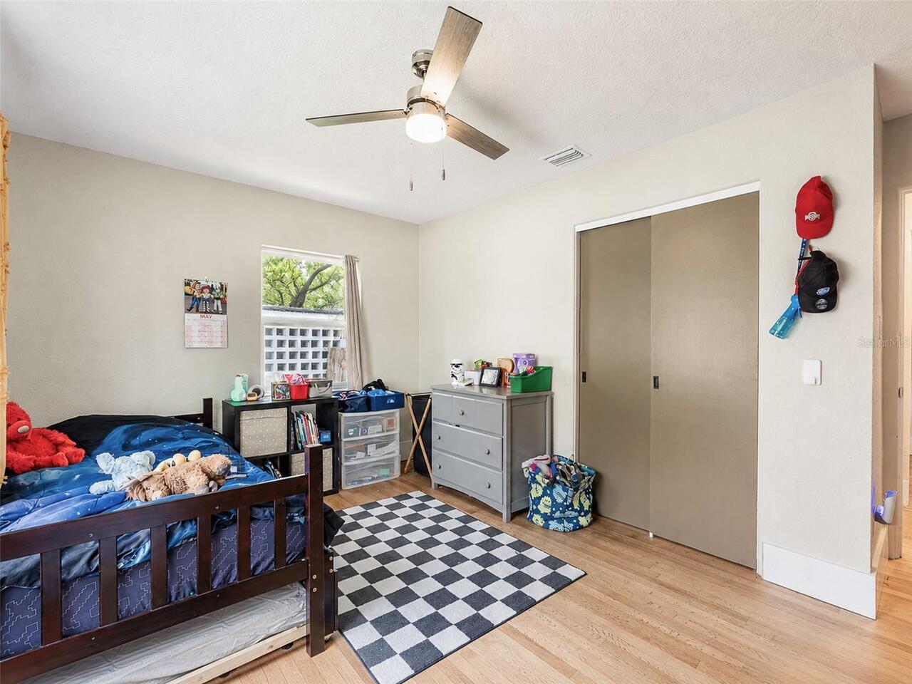 Listing Photo 16