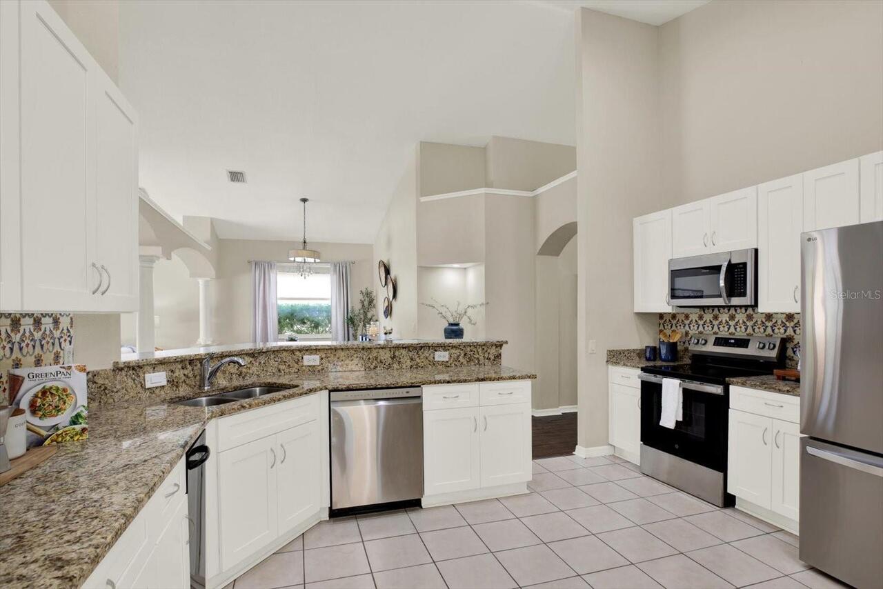 Listing Photo 11