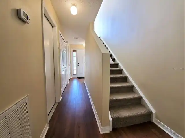 Listing Photo 10