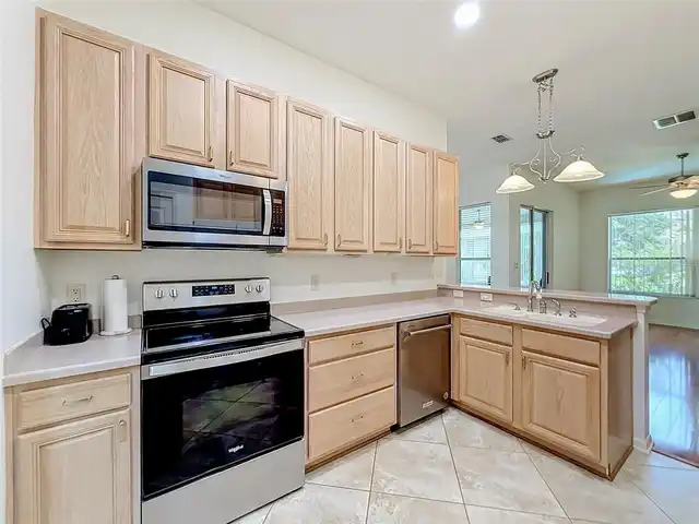 Listing Photo 15