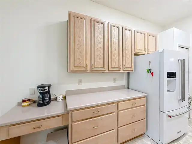 Listing Photo 17