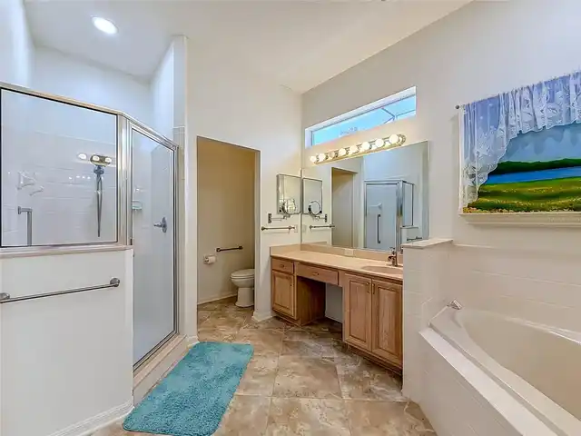 Listing Photo 32