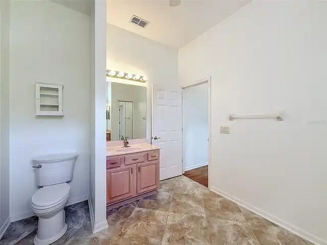 Listing Photo 41