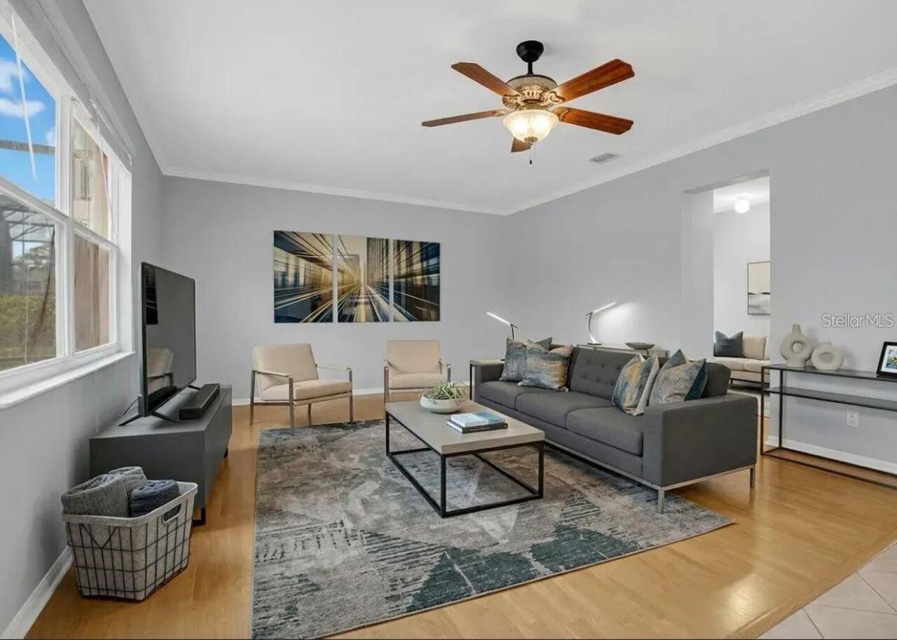 Listing Photo 12