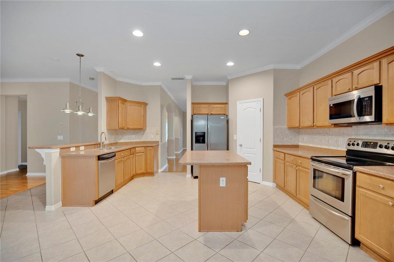 Listing Photo 16