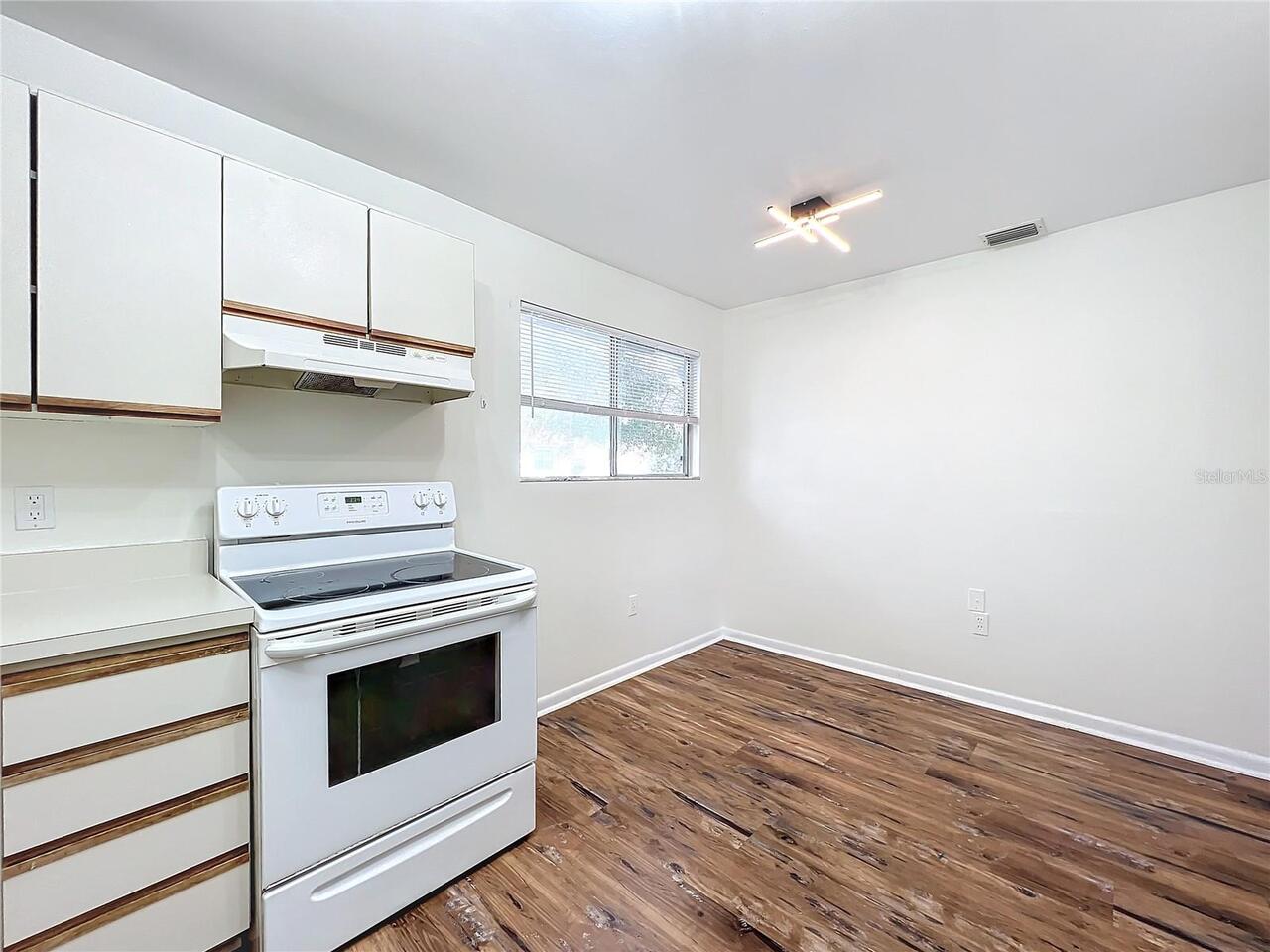 Listing Photo 26