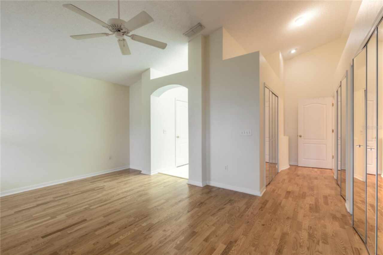 Listing Photo 13