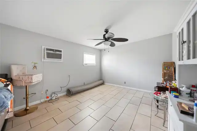 Listing Photo 13