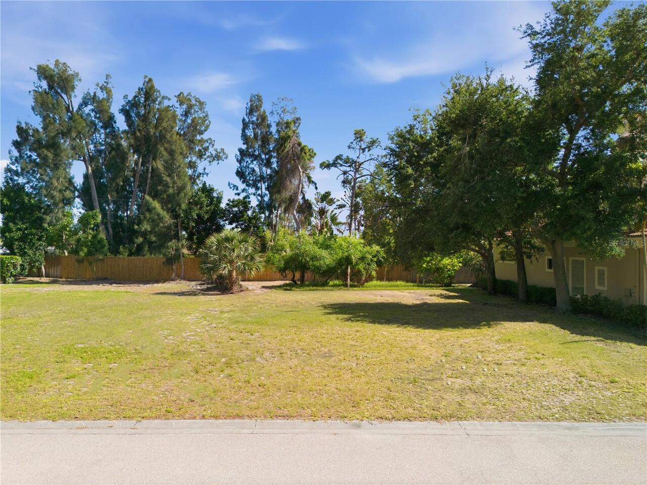 Listing Photo 9