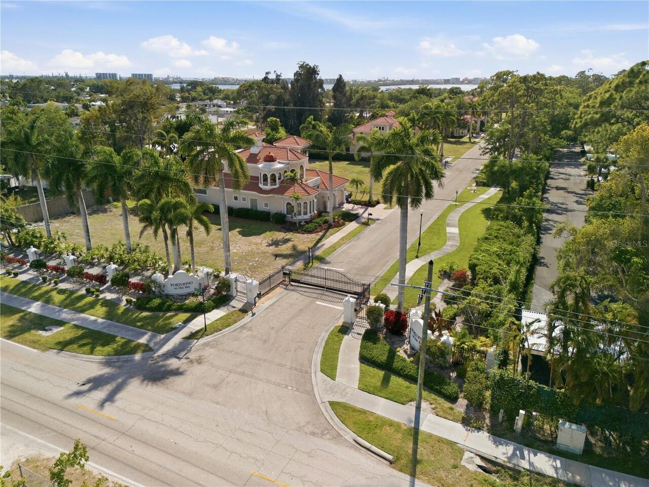 Listing Photo 14