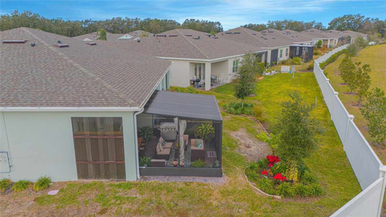 Listing Photo 15