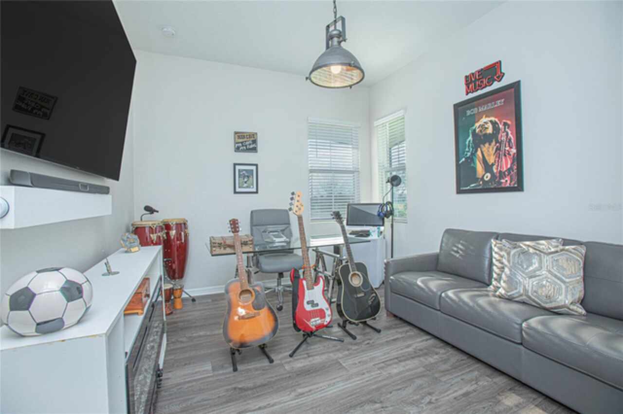 Listing Photo 22