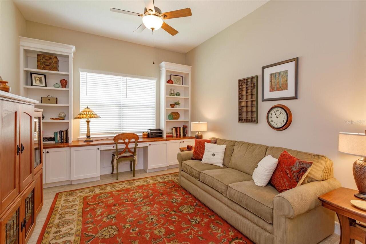 Listing Photo 12