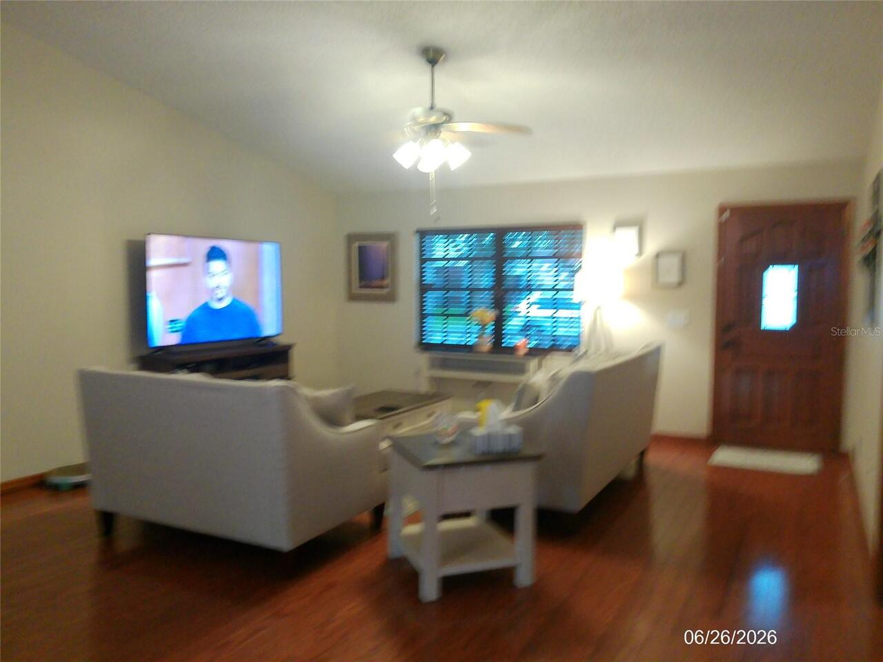 Listing Photo 8