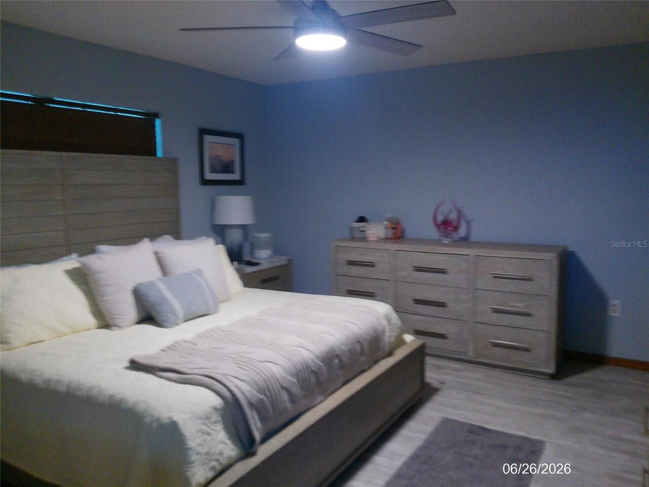 Listing Photo 12