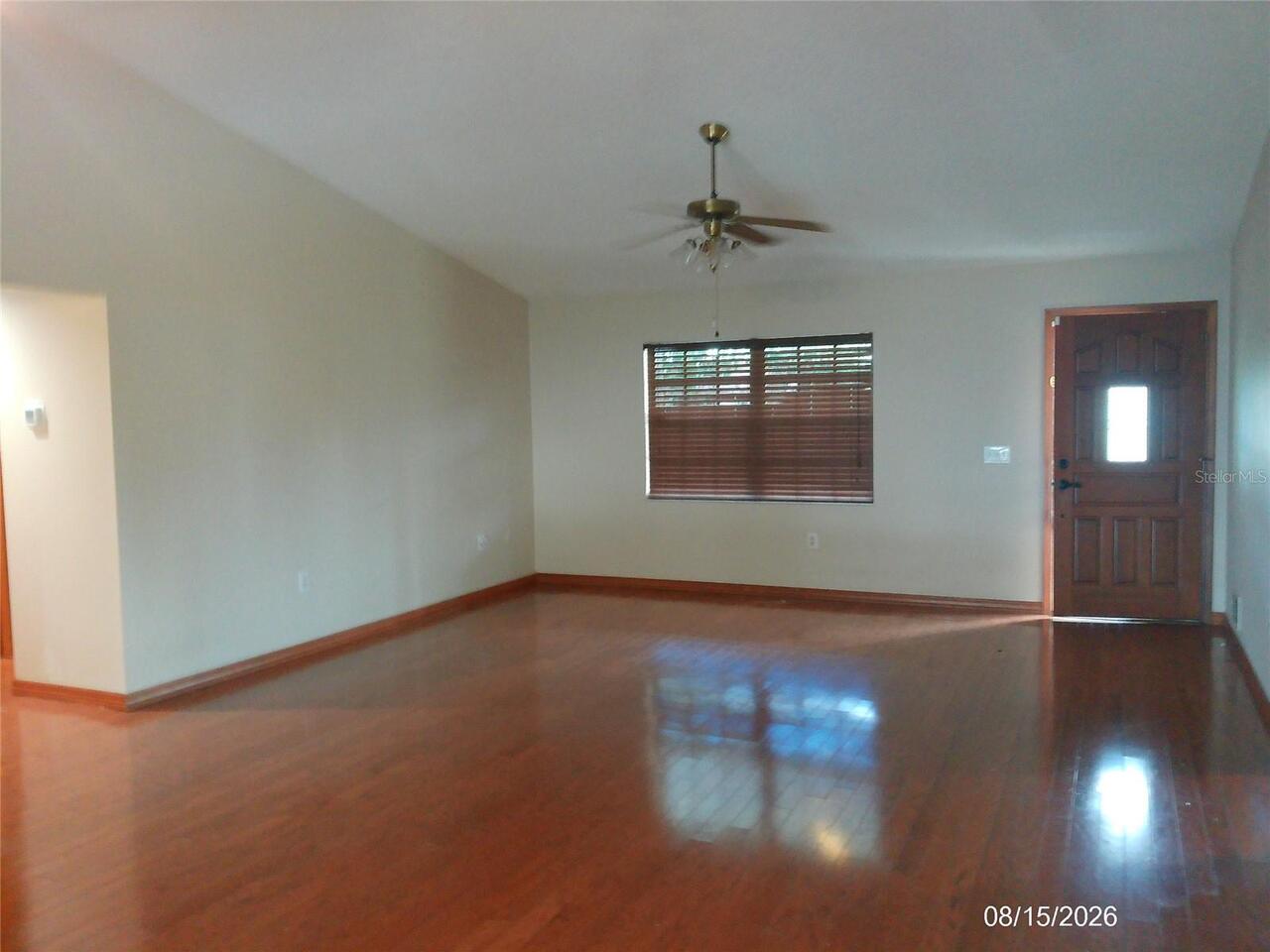 Listing Photo 9