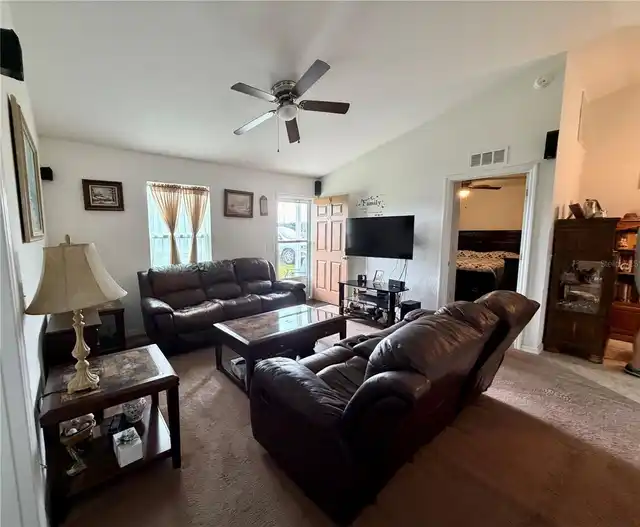 Listing Photo 7