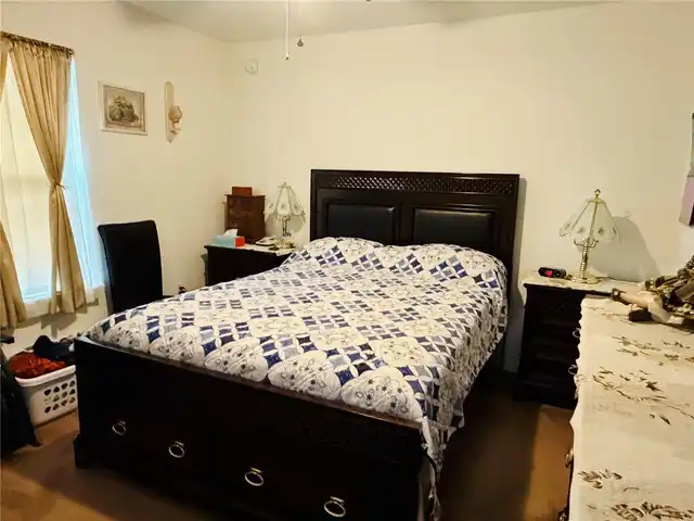Listing Photo 17