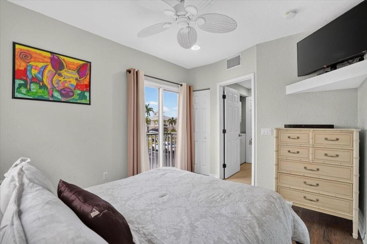 Listing Photo 12